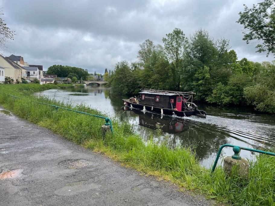 Les Berges De L'Oust Leilighet Malestroit Eksteriør bilde