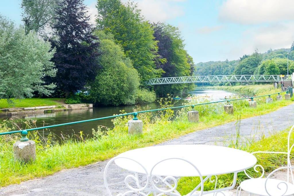 Les Berges De L'Oust Leilighet Malestroit Eksteriør bilde